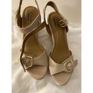 Clarks Women Sandals 7.5 M Leather New With Small Defects
